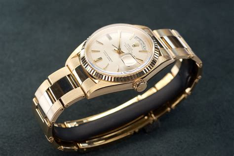 gold rolex oyster bracelet
